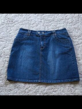 Stonewashed Jean mini skirt